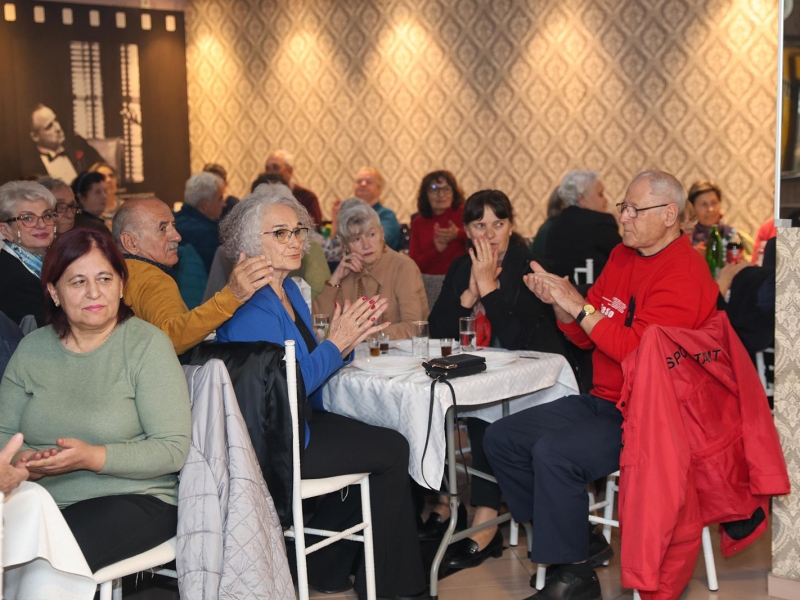 Челници града Новог Сада дали подршку најстаријим грађанима Сремске Каменице