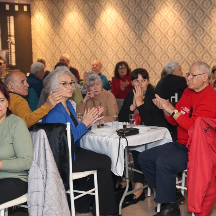 Челници града Новог Сада дали подршку најстаријим грађанима Сремске Каменице